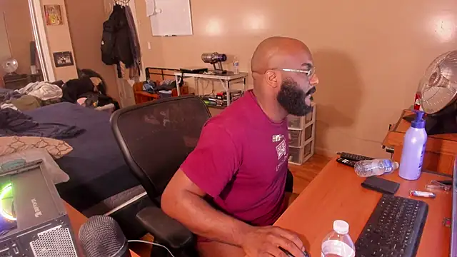 MrChuckDailyXXX online show from 01-07-25, 05:54