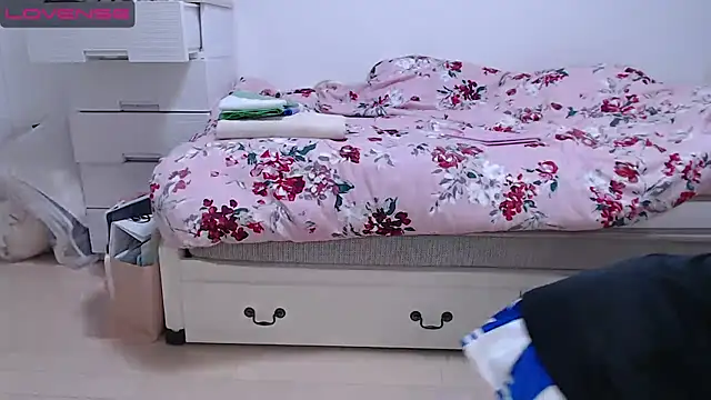 AMI   oO online show from 01-04-25, 12:05