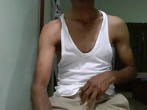 Snapshot of sexysambboy chatting on 10-30-25, 11:44 sexysambboy online show from 10-30-25, 11:44