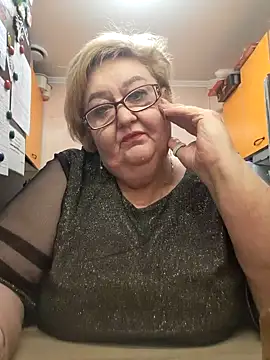 Snapshot of Awn290668 chatting on 12-31-24, 11:39 Awn290668 online show from 12-31-24, 11:39