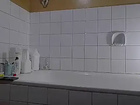 kisstoyousoon2024 online show from 01-17-25, 06:02