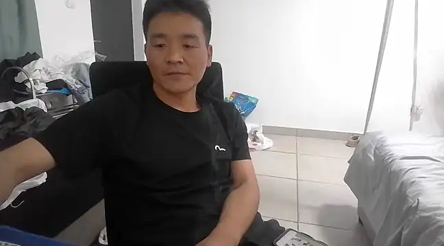 kisstoyousoon2024 online show from 03-10-25, 07:29