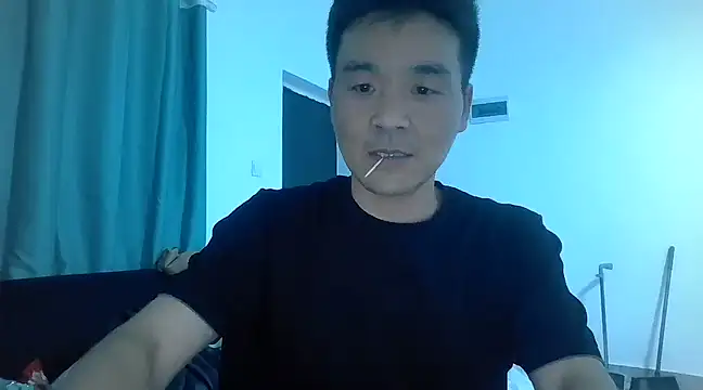 kisstoyousoon2024 online show from 03-16-25, 06:34