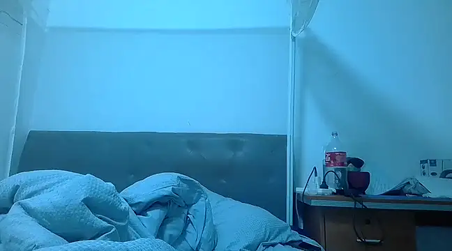 kisstoyousoon2024 online show from 03-17-25, 05:12