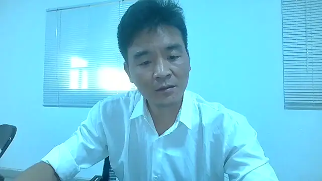 kisstoyousoon2024 online show from 03-18-25, 03:10