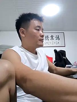 kisstoyousoon2024 online show from 09-29-25, 08:13