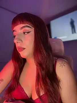 veronicaapink online show from 12-19-25, 11:12