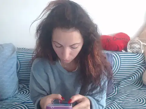 Snapshot of Emmatoo chatting on 04-28-26, 11:15 Emmatoo online show from 04-28-26, 11:15