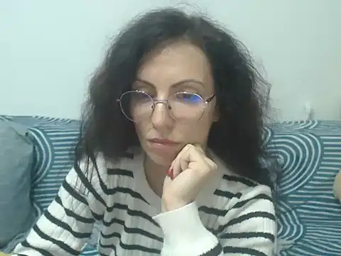 Snapshot of Emmatoo chatting on 04-30-26, 08:57 Emmatoo online show from 04-30-26, 08:57