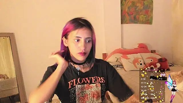 Snapshot of linnie_ chatting on 01-15-25, 07:59 linnie  online show from 01-15-25, 07:59