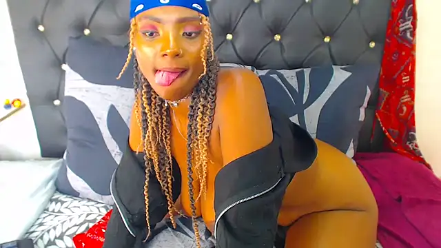 SAVAGExBOO online show from 12-05-24, 05:04