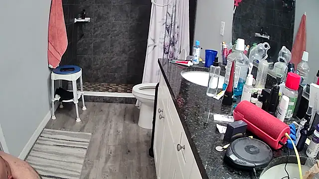 lou63ponce online show from 04-24-26, 03:03