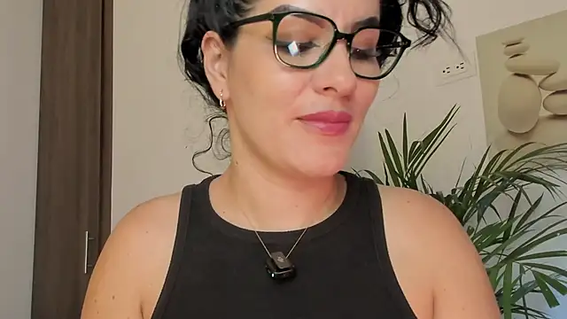 Pamela Rosal online show from 07-01-26, 03:41