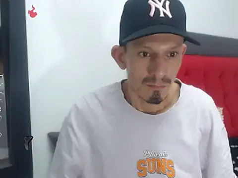 Snapshot of trebollhht chatting on 12-20-24, 10:22 trebollhht online show from 12-20-24, 10:22