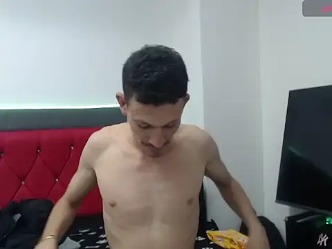 Snapshot of trebollhht chatting on 01-08-25, 03:40 trebollhht online show from 01-08-25, 03:40