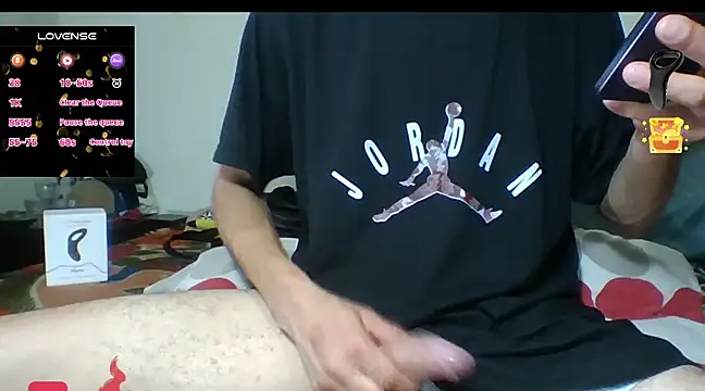 Snapshot of trebollhht chatting on 02-23-25, 05:56 trebollhht online show from 02-23-25, 05:56