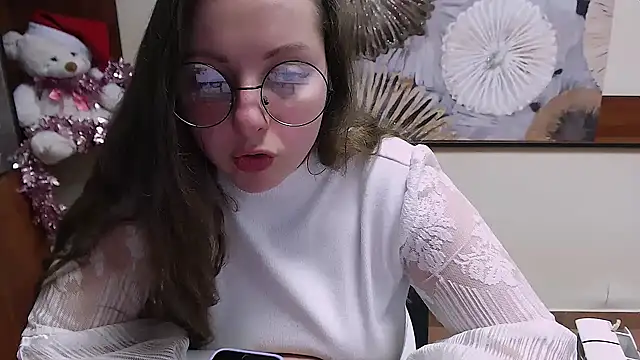 Snapshot of _Annabelle_Lee chatting on 12-19-24, 01:51 Annabelle Lee online show from 12-19-24, 01:51