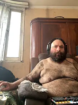 hairyhulk online show from 10-19-25, 08:20