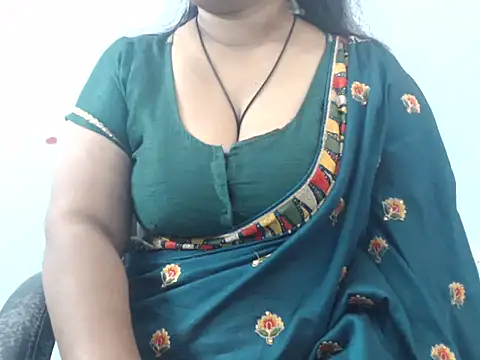 Snapshot of sapna-ji chatting on 12-07-24, 05:04 sapna-ji online show from 12-07-24, 05:04