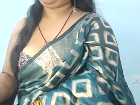 Snapshot of sapna-ji chatting on 12-16-24, 05:38 sapna-ji online show from 12-16-24, 05:38