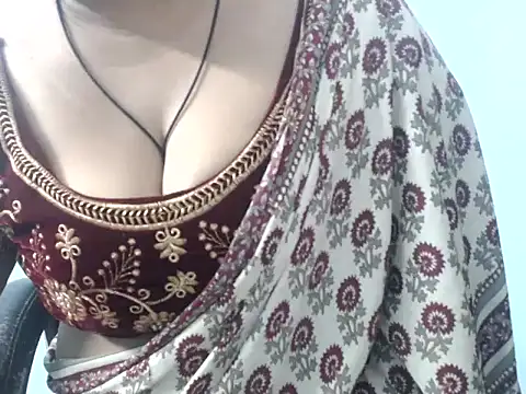 Snapshot of sapna-ji chatting on 12-24-24, 05:16 sapna-ji online show from 12-24-24, 05:16