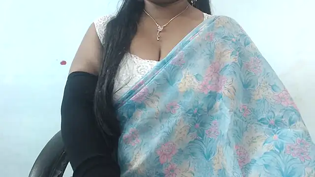 Snapshot of sapna-ji chatting on 03-01-25, 06:03 sapna-ji online show from 03-01-25, 06:03