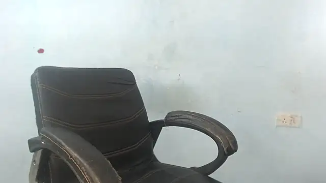 Snapshot of sapna-ji chatting on 09-27-25, 05:34 sapna-ji online show from 09-27-25, 05:34