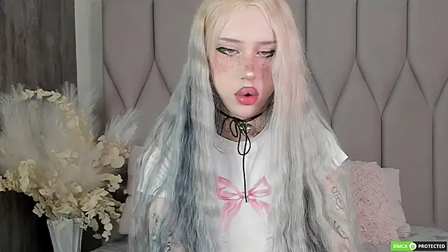 Joy Barker online show from 10-13-25, 01:55