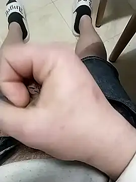 lobito1997 online show from 02-16-25, 01:47