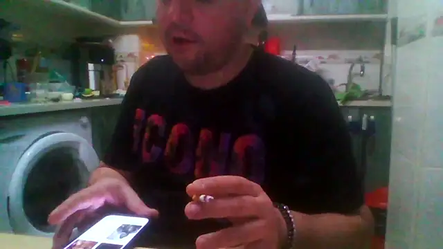 Snapshot of lobito1997 chatting on 02-15-26, 05:26 lobito1997 online show from 02-15-26, 05:26