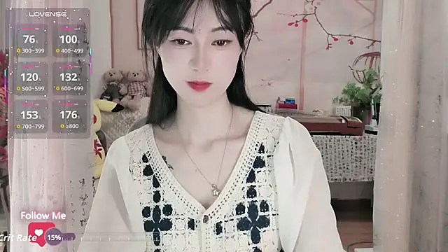 Lisa-s online show from 10-28-25, 04:05