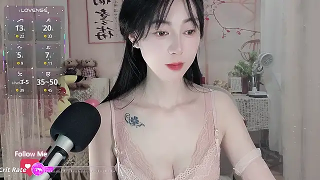 Lisa-s online show from 11-21-25, 03:16