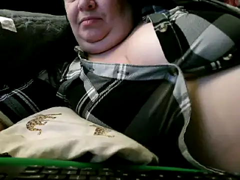 Snapshot of WHITEDAROSE chatting on 12-09-24, 05:07 WHITEDAROSE online show from 12-09-24, 05:07