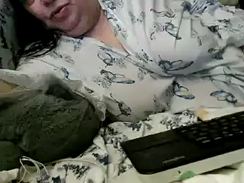 Snapshot of WHITEDAROSE chatting on 01-27-25, 11:11 WHITEDAROSE online show from 01-27-25, 11:11