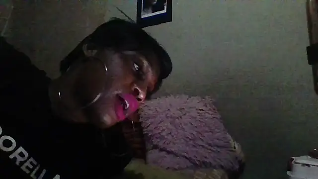 Moorella1 online show from 10-08-25, 08:28