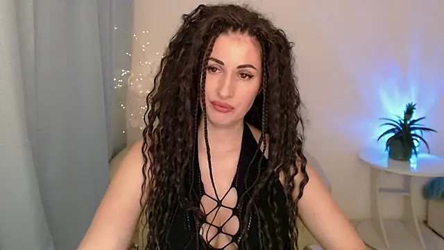 Snapshot of MaryMalory11 chatting on 02-16-25, 07:05 MaryMalory11 online show from 02-16-25, 07:05