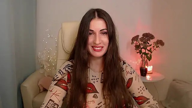 Snapshot of MaryMalory11 chatting on 09-30-25, 04:01 MaryMalory11 online show from 09-30-25, 04:01