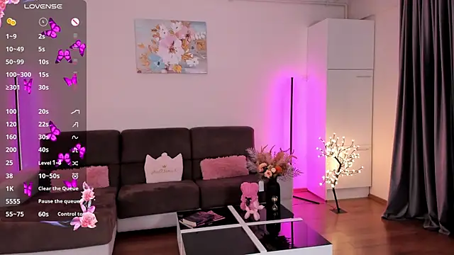 SweetAmeliaaa online show from 05-14-26, 07:42