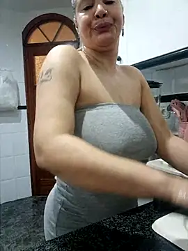 Snapshot of lamorbosa37 chatting on 01-30-25, 05:17 lamorbosa37 online show from 01-30-25, 05:17