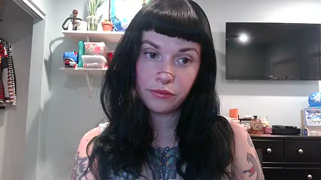 Snapshot of Marcelinegoddess chatting on 01-27-25, 03:37 Marcelinegoddess online show from 01-27-25, 03:37