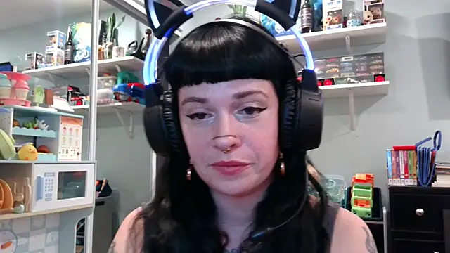 Snapshot of Marcelinegoddess chatting on 02-18-25, 05:42 Marcelinegoddess online show from 02-18-25, 05:42
