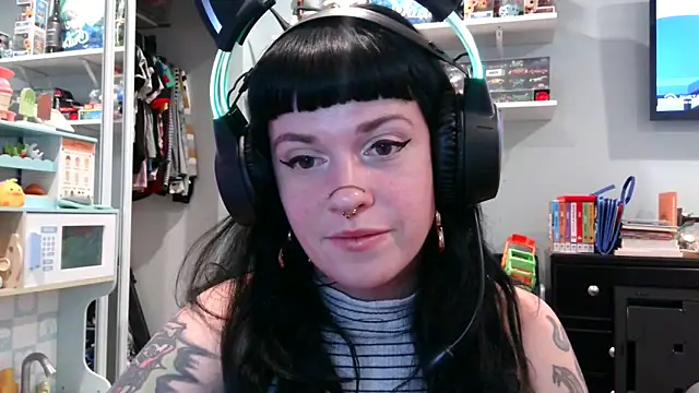Snapshot of Marcelinegoddess chatting on 02-20-25, 05:44 Marcelinegoddess online show from 02-20-25, 05:44