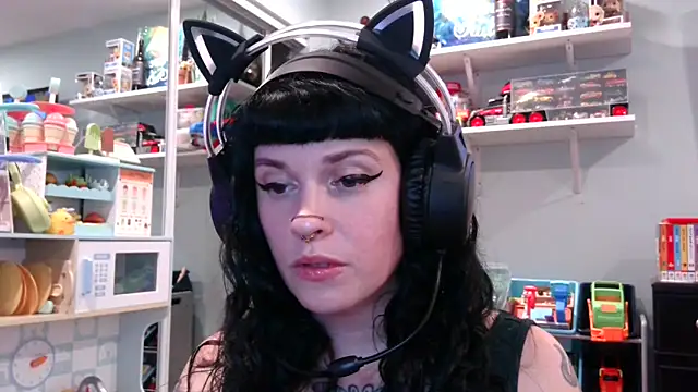 Snapshot of Marcelinegoddess chatting on 02-28-25, 04:21 Marcelinegoddess online show from 02-28-25, 04:21