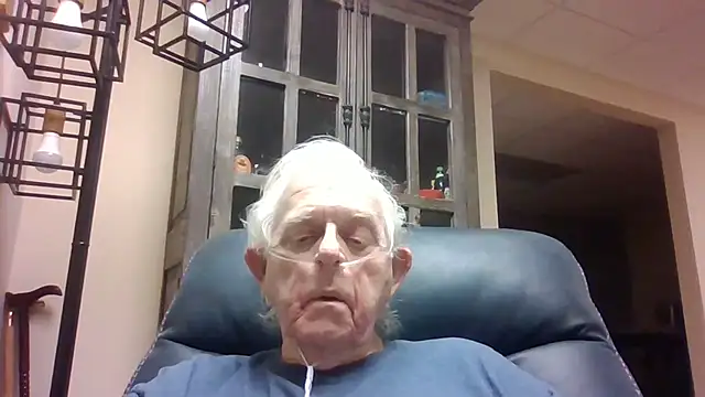 Snapshot of bootlegmanz chatting on 04-30-26, 11:53 bootlegmanz online show from 04-30-26, 11:53