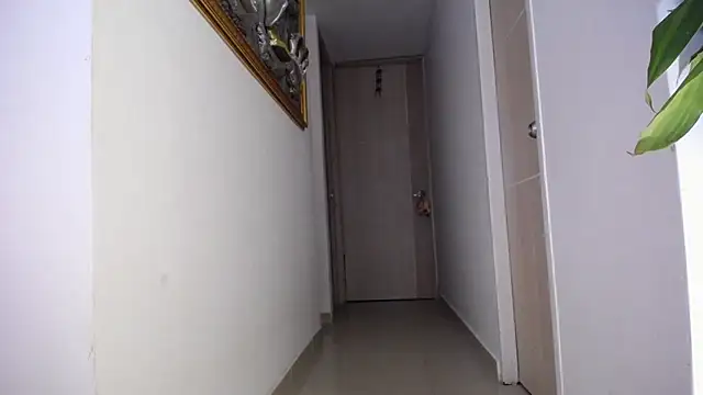 Snapshot of camilasexy111 chatting on 01-19-25, 08:18 camilasexy111 online show from 01-19-25, 08:18