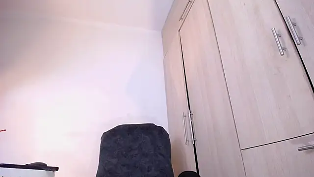 Snapshot of camilasexy111 chatting on 03-16-25, 02:10 camilasexy111 online show from 03-16-25, 02:10