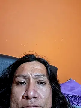 miicheele32 online show from 10-29-25, 06:48