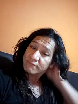 miicheele32 online show from 11-25-25, 09:31