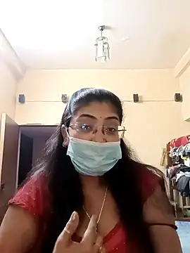 Snapshot of LAVERNIYA_ chatting on 01-27-25, 08:07 LAVERNIYA  online show from 01-27-25, 08:07