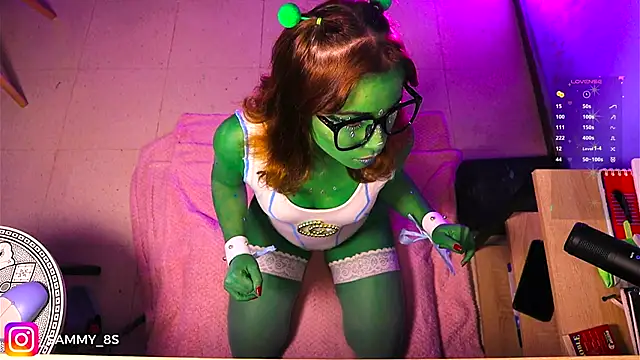 Snapshot of sammy__8 chatting on 09-22-25, 04:14 sammy 8 online show from 09-22-25, 04:14